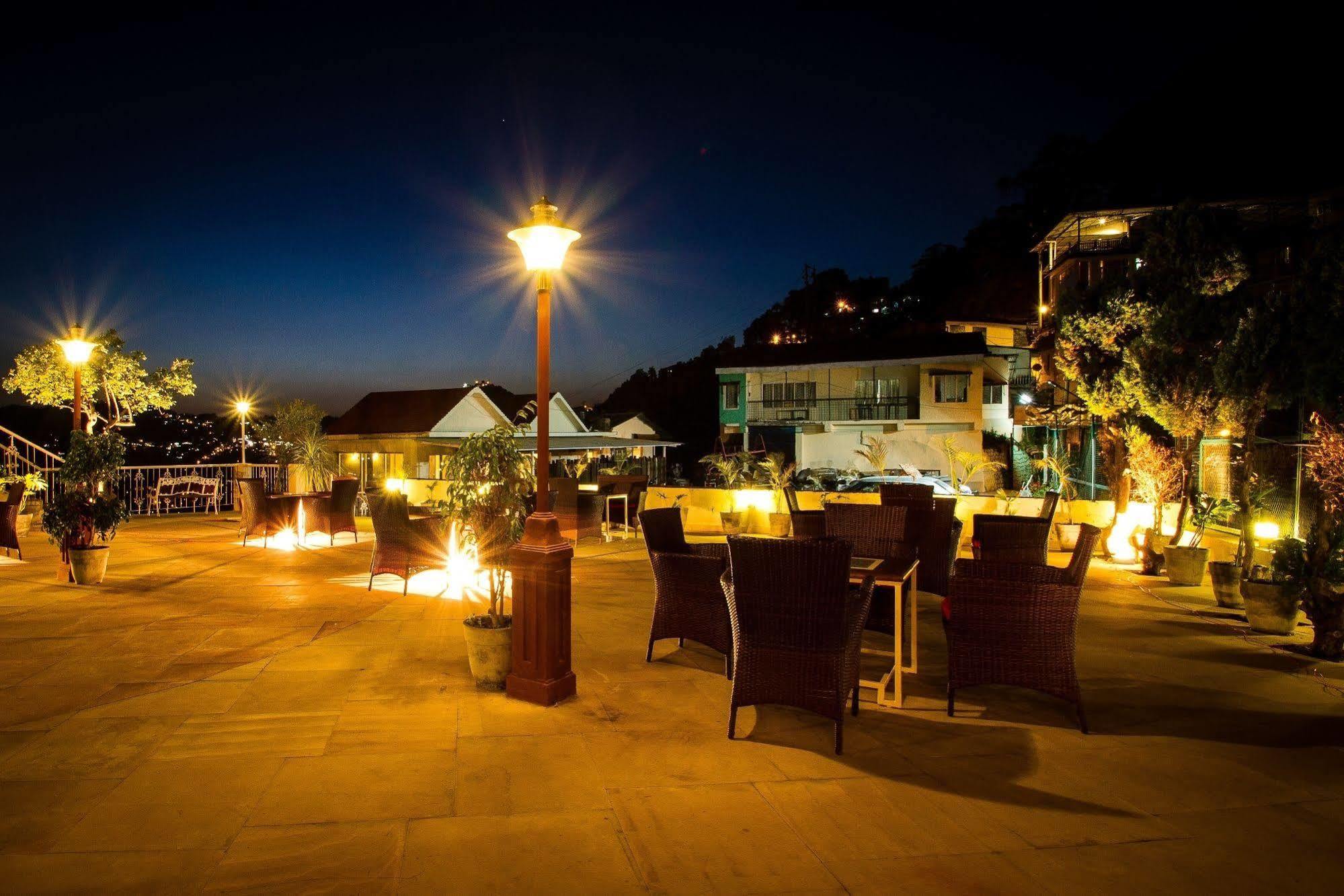 One Earth Royale Boutique Hotel Mussoorie Exteriér fotografie