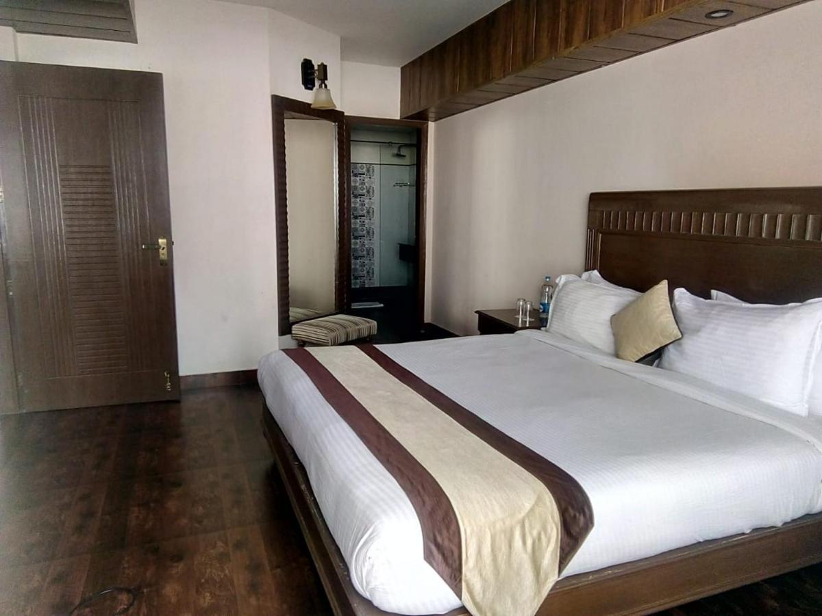 One Earth Royale Boutique Hotel Mussoorie Exteriér fotografie